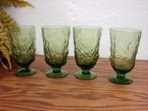Vintage 4 pc Set Seneca Driftwood Avocado Green Morgantown Crinkle Footed Glasses Water Goblet