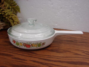 Vintage Corning Ware Spice of Life N-8 1/2 Range Topper Skillet Fry Pan w/ PYREX Glass Lid