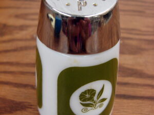 Vintage Dripcut Starline Milk Glass Retro Morning Glory Green Flower Design Pepper Shaker