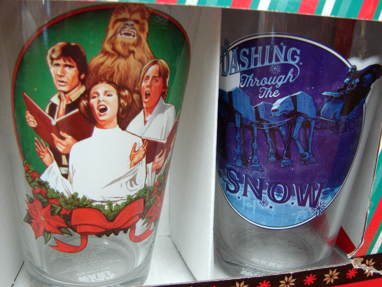 Brand New Set/4 Star Wars Christmas 16 oz On the Rocks Character Glasses - Image 3