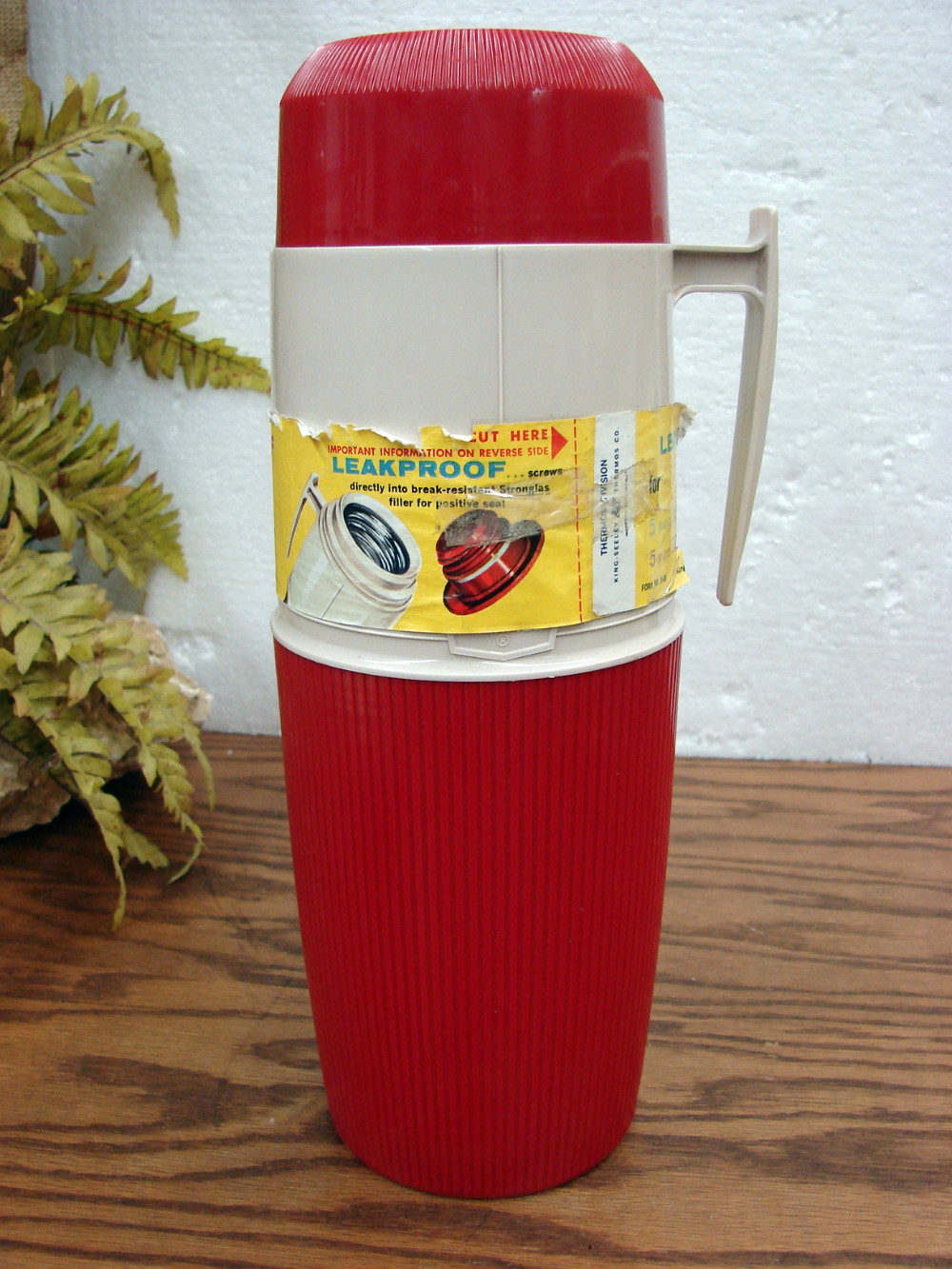 Vintage #6402 Wide Mouth Quart Thermos King Seeley w/ Label Tall Red Glass Liner