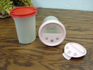 Set/2 Vintage Tupperware #1606 Shaker Lid Modular Mates Orange Pink 15 oz