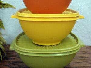 Set/3 Vintage Tupperware Harvest Servalier Lidded Square Bowls 838 836 858