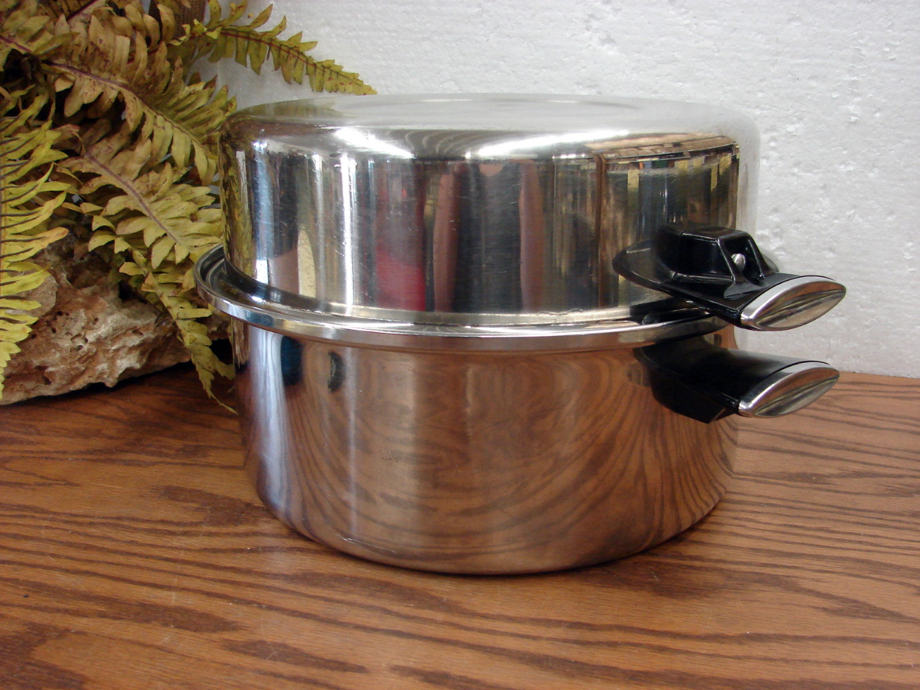 Vintage Stainless Steel 3 Quart Vollrath Stock Pot Pan 18/8 3 Ply w/ Dome Lid