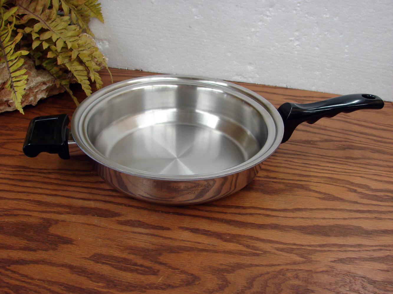 West Bend Stainless Steel MADE IN AMERICA 10" Freedom Skillet No Lid