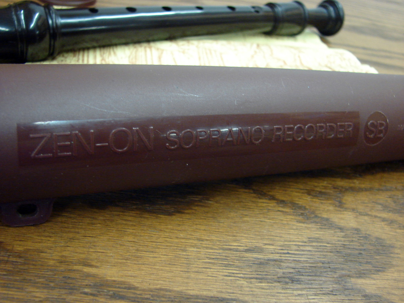 Zen-On Recorder Soprano SB w/ Hard Case Paperwork Like New - Image 3