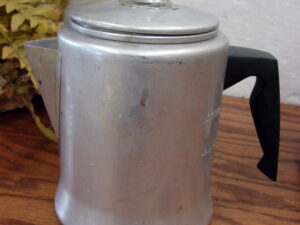 Vintage Mirro Coffee Pot Aluminum Percolator Camping 5 Cup M-0805 Glass Knob
