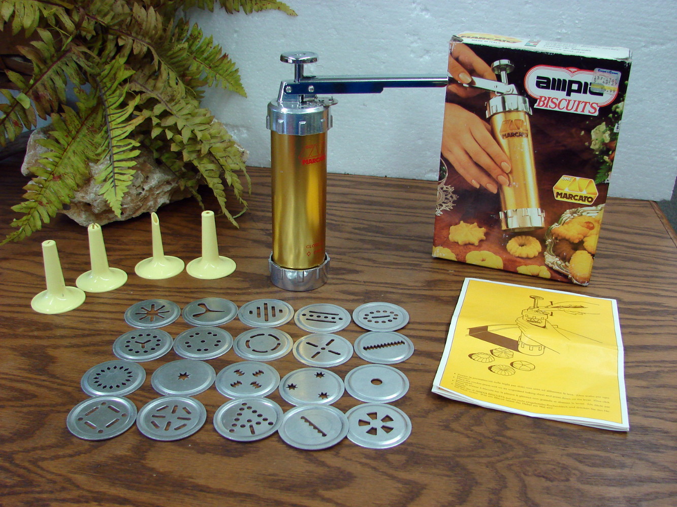 Made in Italy Ampia Marcato Biscuits Heavy Duty Professional Spritz Cookie Press Decorating Gun 20 Disc +