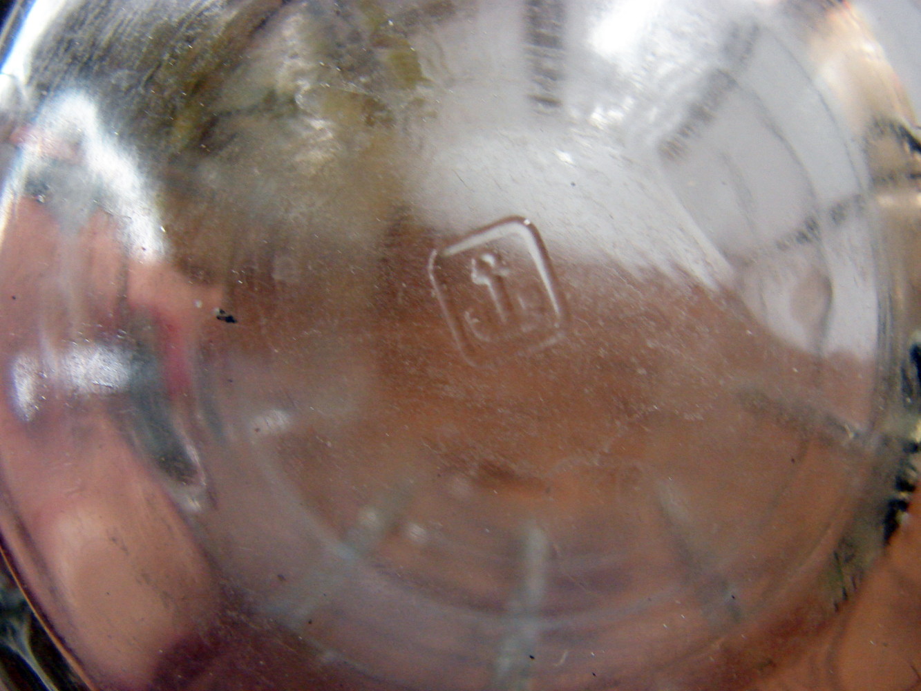 Vintage Anchor Hocking Tartan Plaid Clear Glass Pitcher w Ice Lip - Image 3