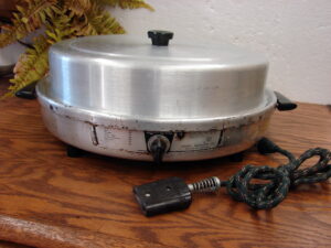 Vintage #215 Bethany Fellowship Lefse Griddle Grill Tested Working w/ Cover Power Cord
