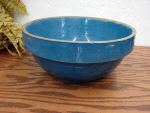Vintage Red Wing Western Stoneware Blue Shoulder Mixing Bowl 11"