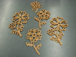 Set/5 Vintage Burwood Wall Hanging Daisy Flowers Large and Small