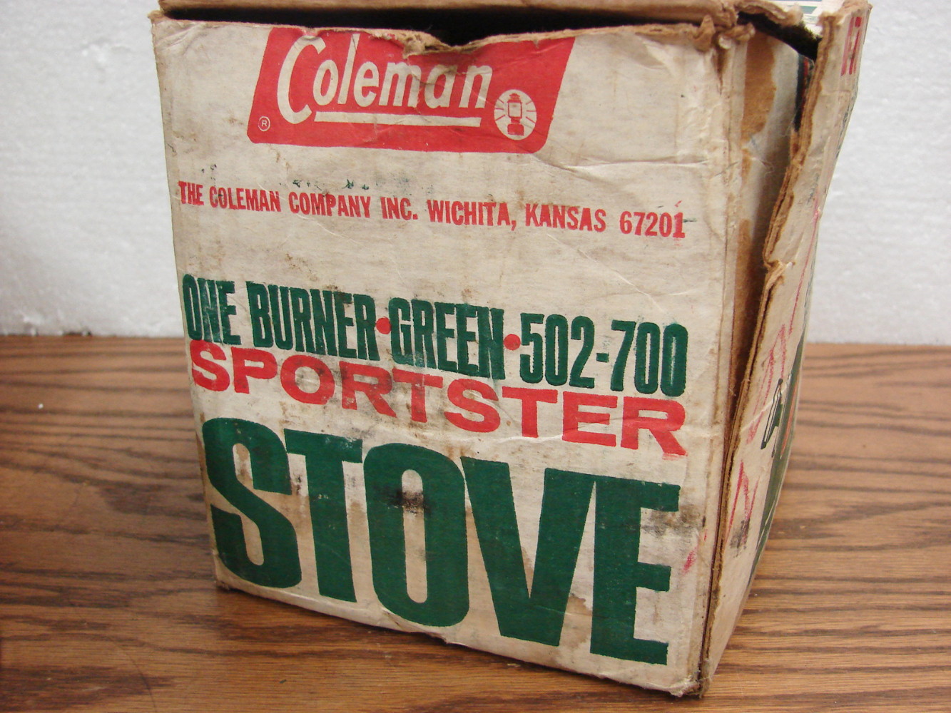 Vintage Coleman #502-700 One Burner Camp Stove in Original Box - Image 3
