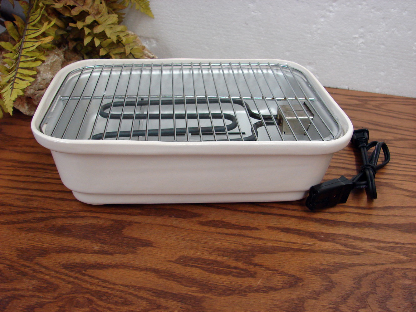 Vintage Contempra Small Rectangular Stoneware Smokeless Indoor Electric Grill Tested Heavy Duty