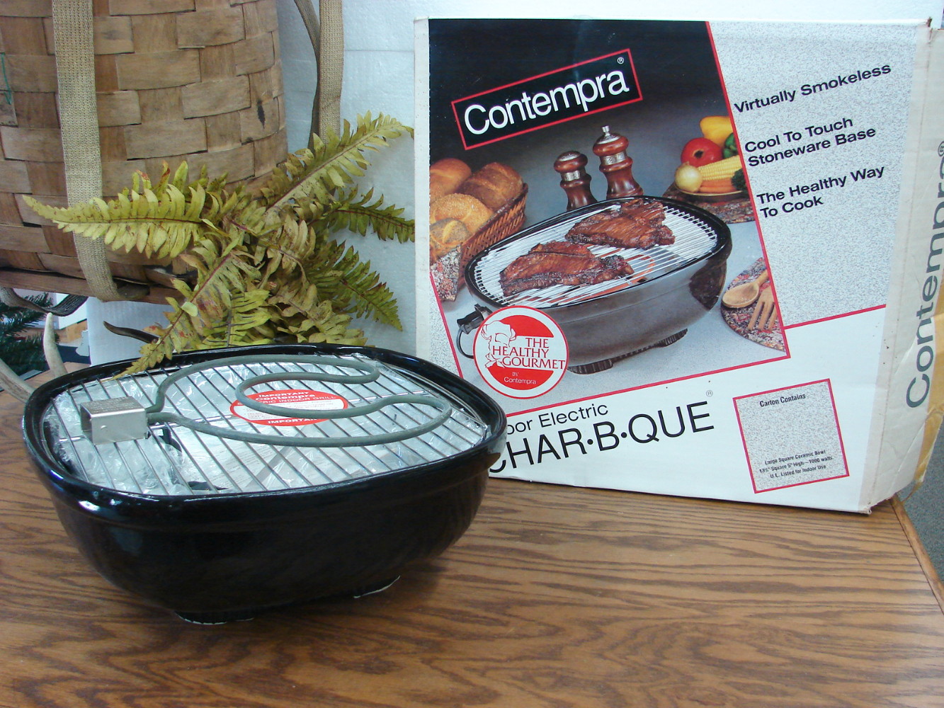 Brand New Contempra Char B Que Stoneware Smokeless Indoor Electric Grill in Original Box