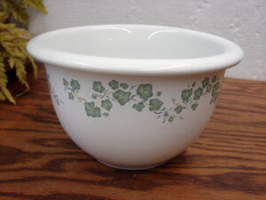 Corning Callaway Green Ivy Corelle Coordinates 1 Quart Nesting Mixing Serving Stoneware Bowl