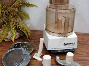 Complete Vintage Cuisinart DLC-7 Super Pro Food Processor Tested w/ Accessories