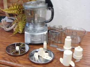 Like New Cuisinart FP-12DC Food Processor 12-Cup w/ Work Bowls and Attachments