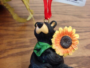 Brand New Big Sky Carvers Bearfoot Bears Sunflower Ornament Jeff Fleming