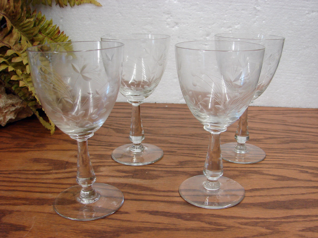 Set/4 Vintage Etched Crystal Wine Glasses 6 1/2" Gorgeous Flower Stem Etch - Image 3