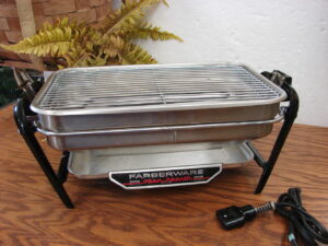 Vintage Farberware Open Hearth Electric Smokeless Grill Broiler Model 455-N Tested