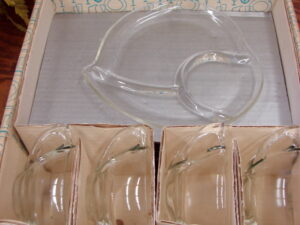 Vintage Federal Glass Heart Pattern Bridal Snack Set Original Box Plates and Cups