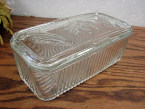 Vintage Federal Glass Ribbed Rectangular Refrigerator Box Vegetable w/ Lid