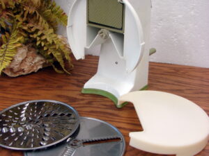 Vintage Popeils Kitchen Magician Food Vegetable Cutter Slicer Shredder Julienne No Box