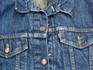 Vintage Levi's 70506-0316 Denim Trucker Jacket Blanket Lined Made in USA 46