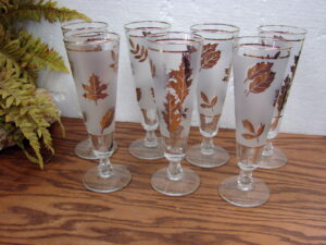 Set/7 Pilsners Vintage Libbey Golden Foliage Frosted Gold Leaf 8 1/2"