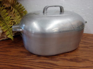 Vintage Wagner Ware Sidney O 4265-P Magnalite Oval Roaster w/ Lid