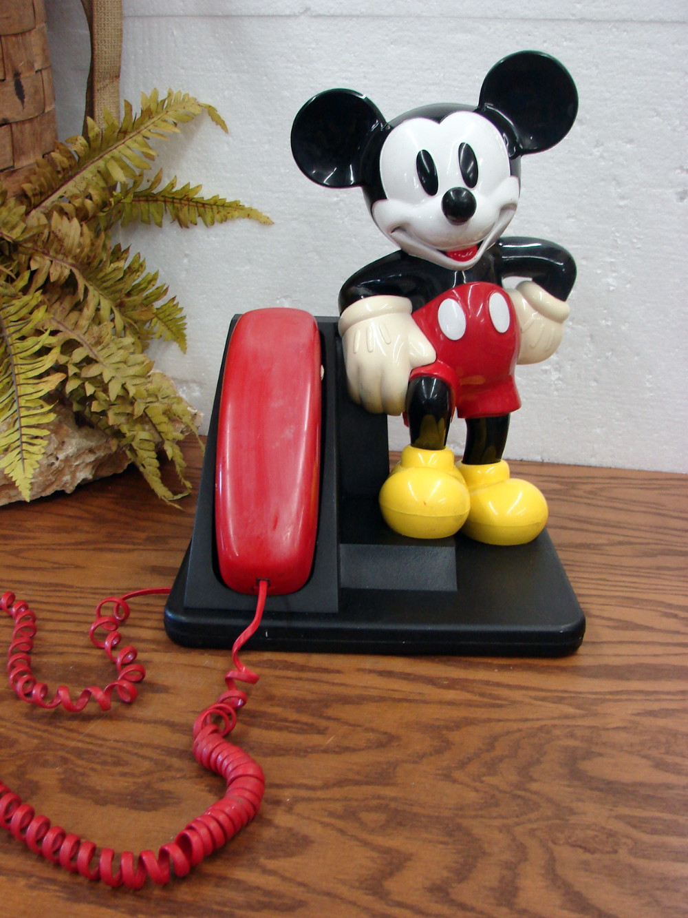 Vintage 1990's Disney Mickey Mouse Telephone Push Button Phone Tested Working