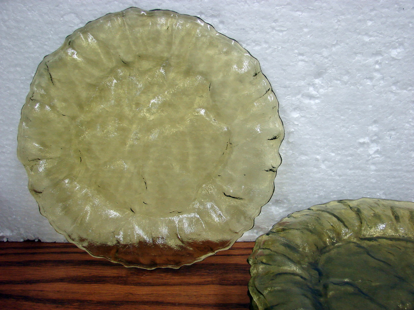 Vintage 6 pc Set Crinkle Topaz Yellow Green Morgantown Plates 7 3/4"