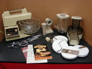 32 pc Vintage Oster Regency Controlled Power Kitchen Center Stand Mixer Food Processor Grinder Almond
