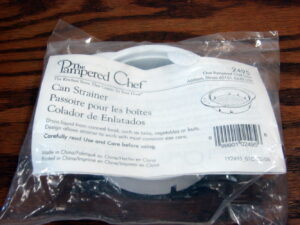 Brand New Pampered Chef Can Strainer #2495