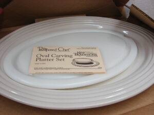 Brand New #1319 Retired Pampered Chef New Traditions Oval Carving Platter Set NIB