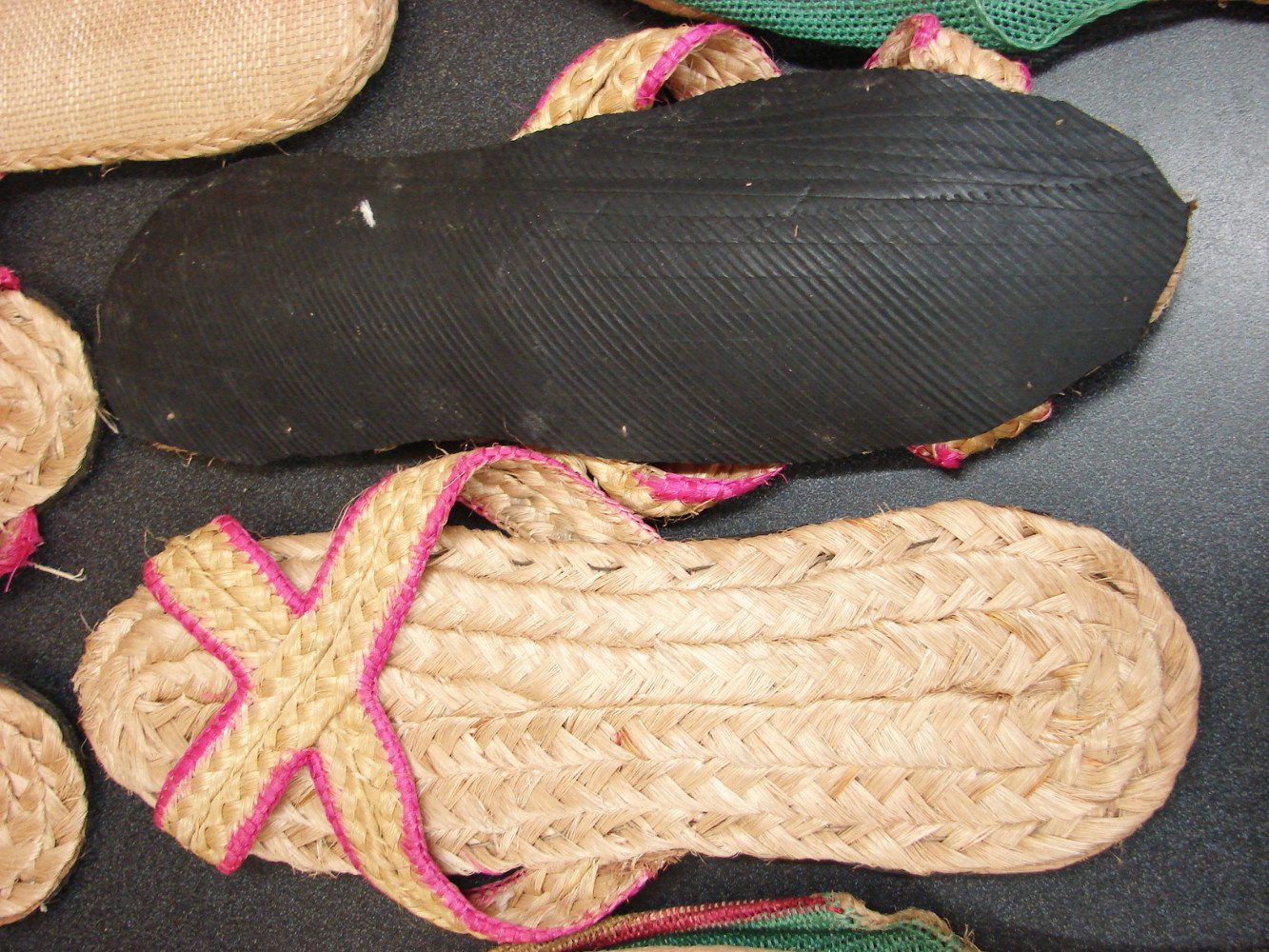 9 pc Lot Vintage 1960's Woven Straw Bag of Gifts from Philippines w/ Custom Tag Shoes Billfolds - Image 11