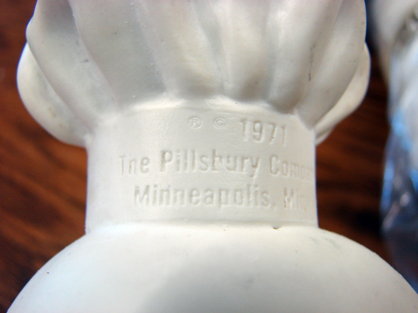 Vintage 1970's Pillsbury Dough Boy Set/6 Cups and Set/2 Rubber Vinyl Toys - Image 5