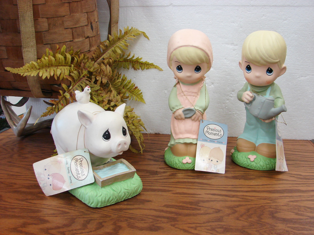 Vintage Precious Moments CobraCo Garden Figurine Pig with Chicken w/ Hang Tag - Image 3