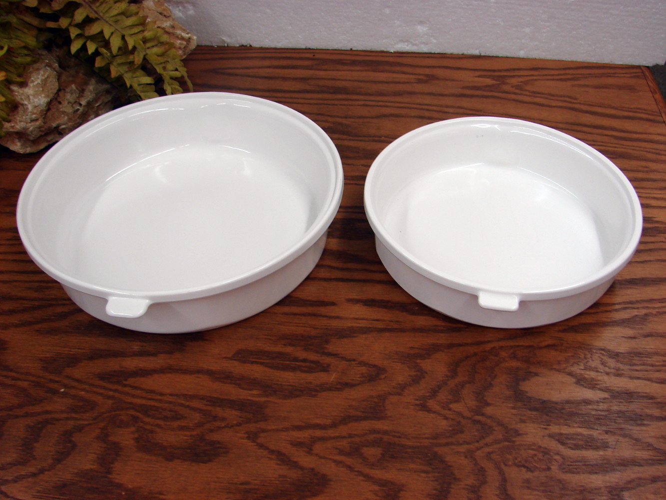 Set/2 Princess House Nouveau White Ceramic Cookware 8" and 10 1/2" Skillet