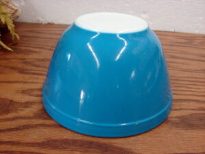 Vintage PYREX Blue Primary Mixing Nesting Bowl #401