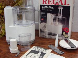 Complete in Box Vintage Electric Regal La Machine I Food Processor K813GY