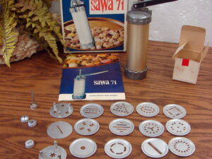 Sweden Sawa71 Deluxe Heavy Duty Professional Spritz Cookie Press Mold Gun w/ Box