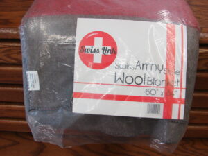 Brand New Swiss Army Style Wool Blanket Swiss Link 60 x 84"