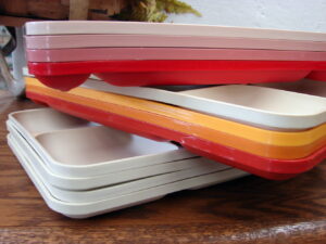 Set/18 Vintage Tupperware #1535 Divided Dinner Lunch Food Trays White Harvest Pinks