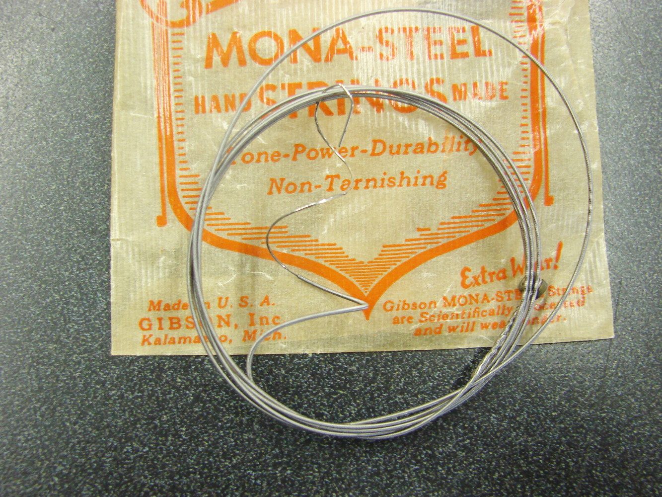 12 pc Vintage Mixed Lot of Mona-Steel String Gibson Guitar Strings - Image 7