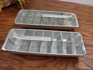 Set/2 Vintage Aluminum Old School Ice Cube Tray Westinghouse Quick Release