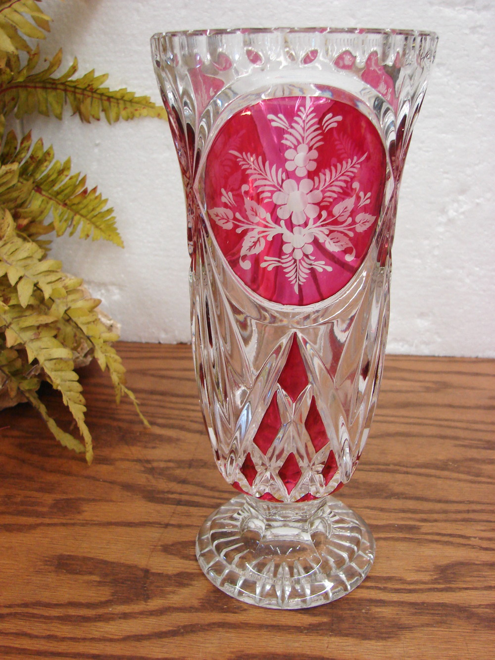Vintage Anna Hutte Bleikristall Ruby Glass Lead Crystal Long Stem Roses Vase