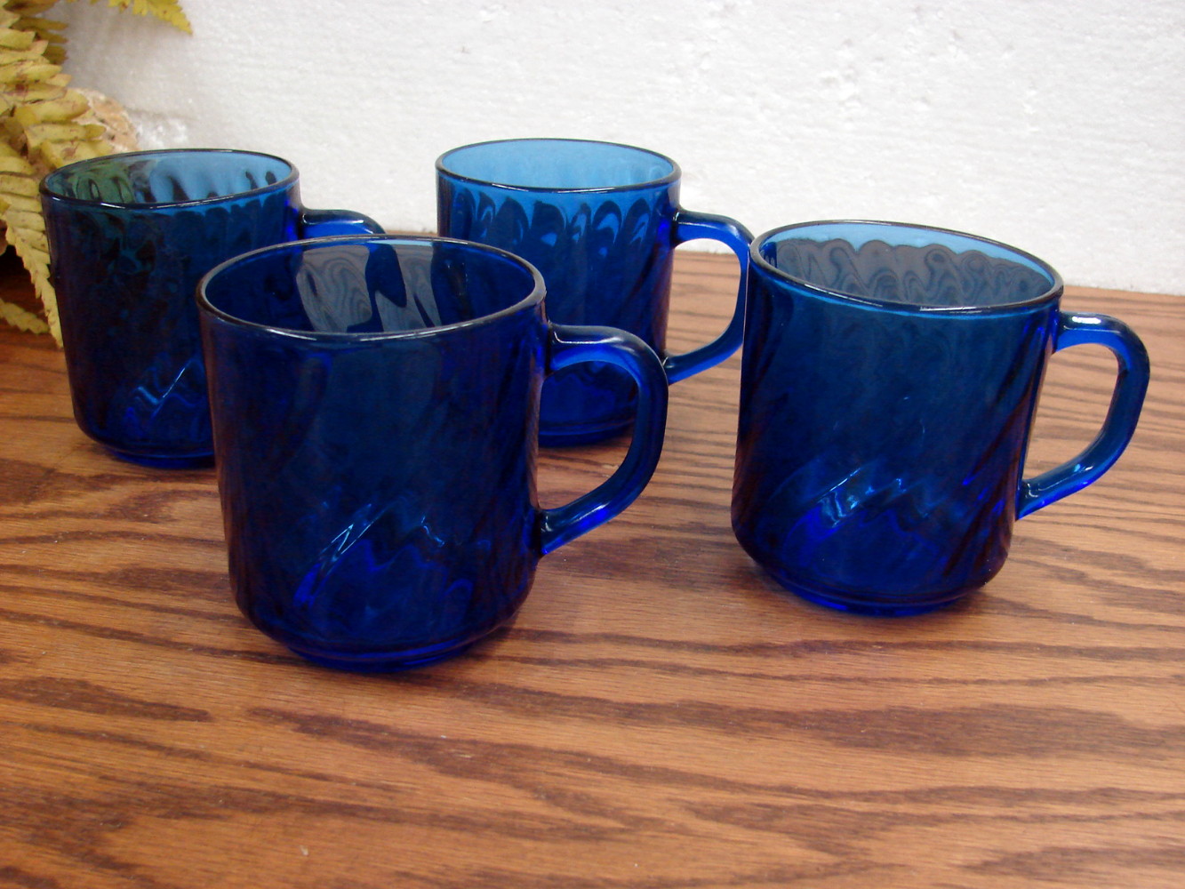 Set/4 Used Vintage Arcoroc France Cobalt Blue Dinnerware Swirl Mug