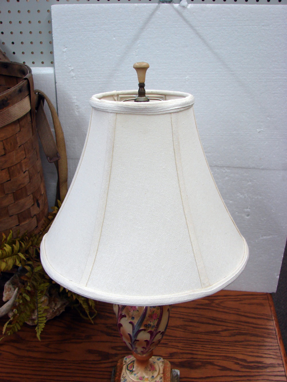 Vintage Victorian Neoclassic Beckwith China Gold Trim Table Lamp w/ Shade Needs Rewire - Image 5